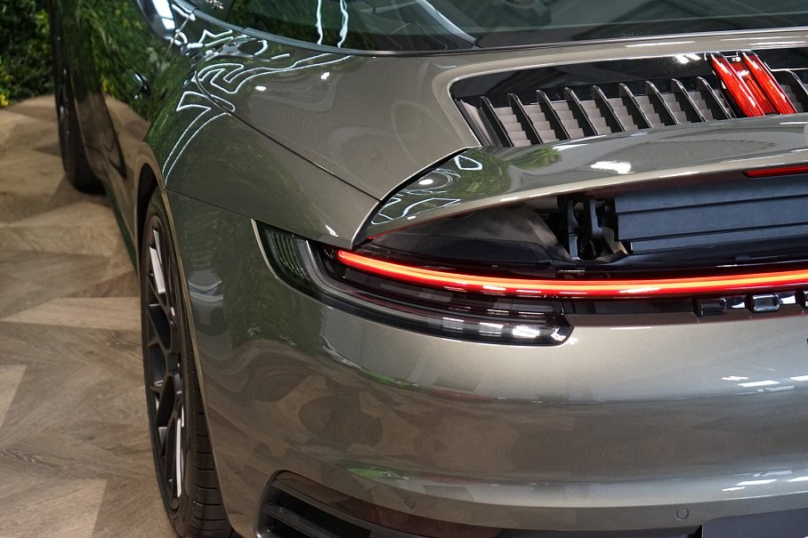 Porsche 911 992 Targa 4