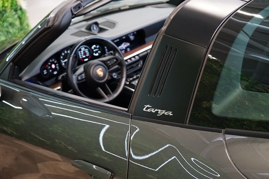 Porsche 911 992 Targa 4