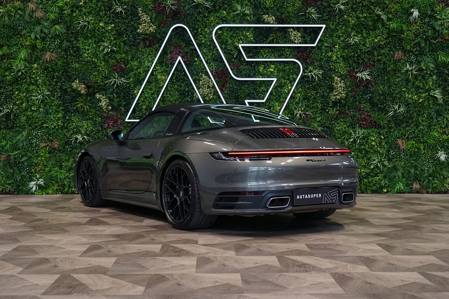 Porsche 911 992 Targa 4