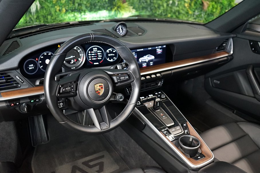 Porsche 911 992 Targa 4