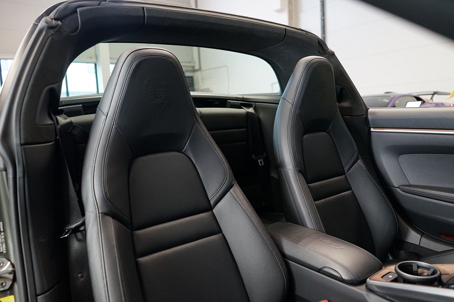 Porsche 911 992 Targa 4
