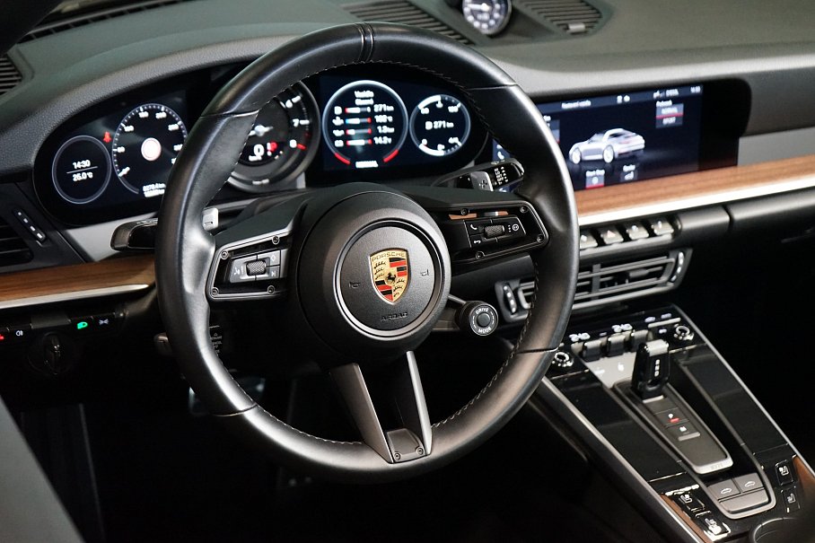 Porsche 911 992 Targa 4
