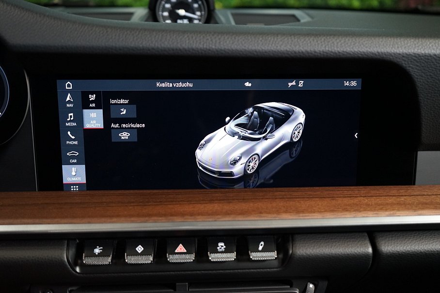 Porsche 911 992 Targa 4
