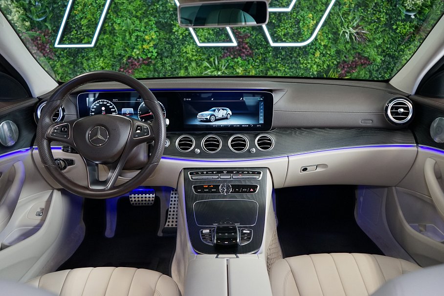 Mercedes-Benz Třída E 350d 4Matic All-Terrain