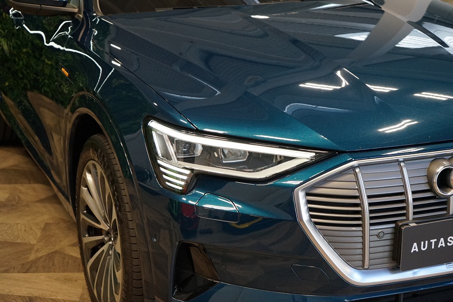 Audi E-tron 55 quattro