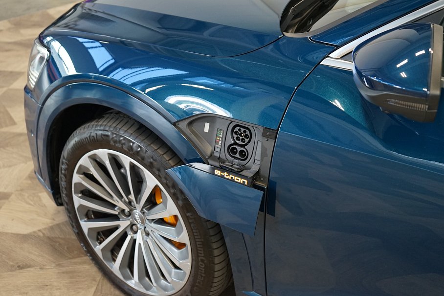 Audi E-tron 55 quattro
