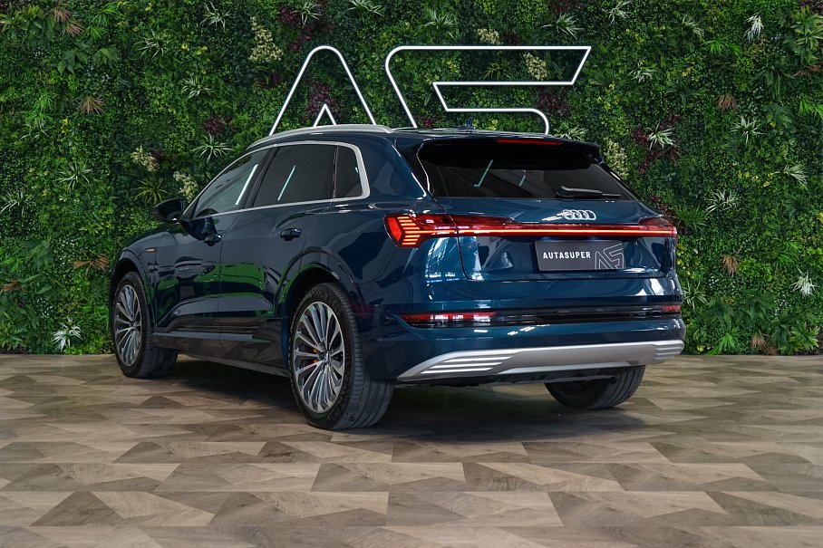 Audi E-tron 55 quattro