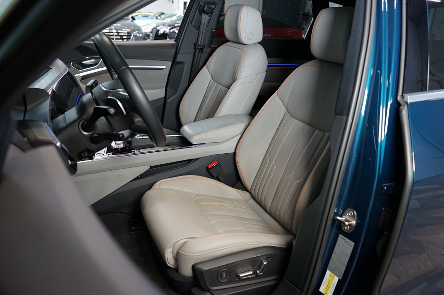 Audi E-tron 55 quattro