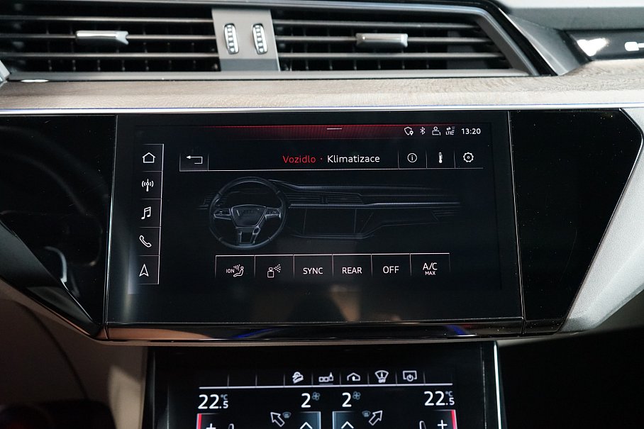 Audi E-tron 55 quattro