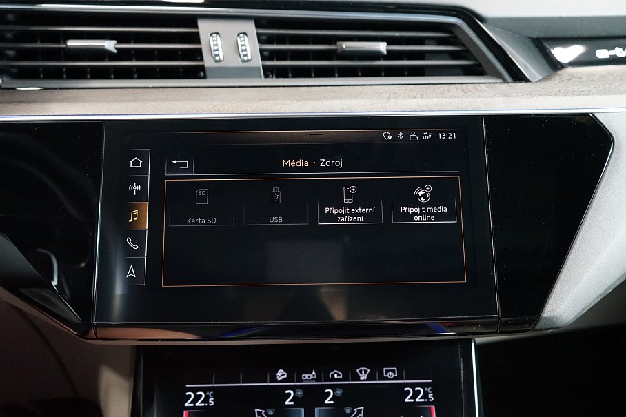Audi E-tron 55 quattro