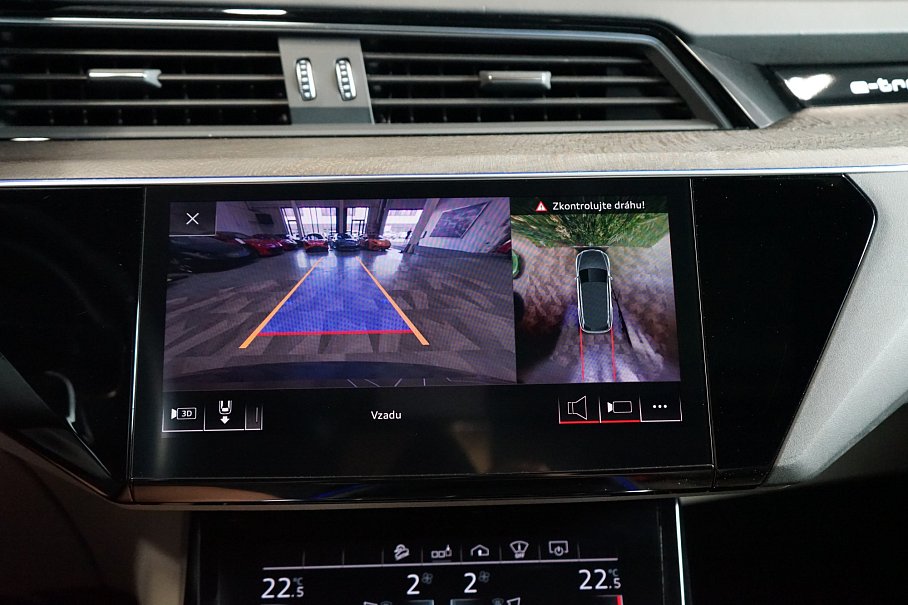 Audi E-tron 55 quattro