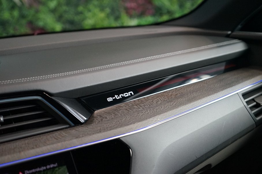 Audi E-tron 55 quattro