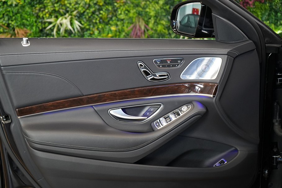 Mercedes-Benz Třída S 400d 4Matic