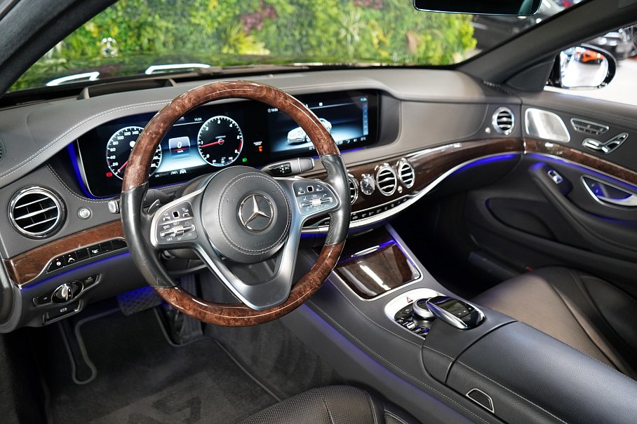 Mercedes-Benz Třída S 400d 4Matic