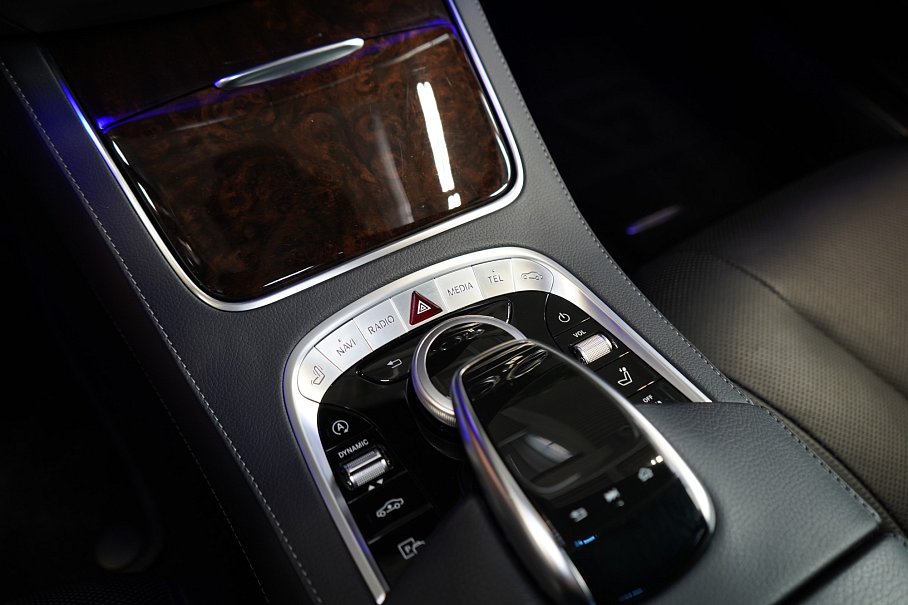 Mercedes-Benz Třída S 400d 4Matic