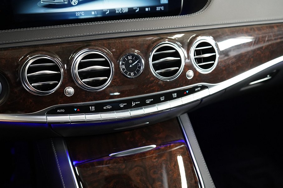 Mercedes-Benz Třída S 400d 4Matic