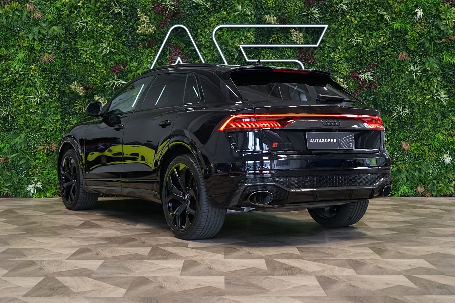 Audi RS Q8 4.0 TFSI quattro