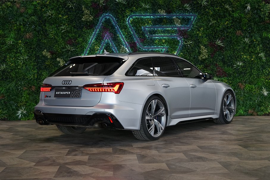 Audi RS 6 Avant TFSI quattro