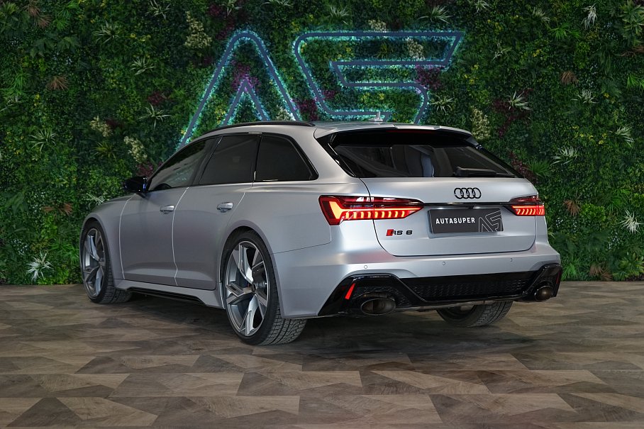 Audi RS 6 Avant TFSI quattro