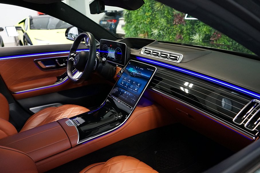 Mercedes-Benz Třída S 500 4Matic