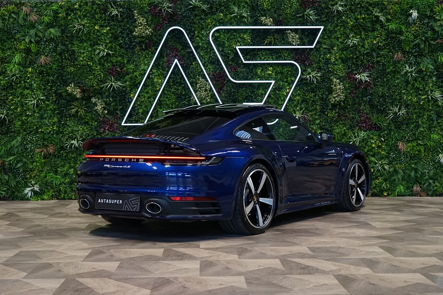 Porsche 911 Carrera 4S