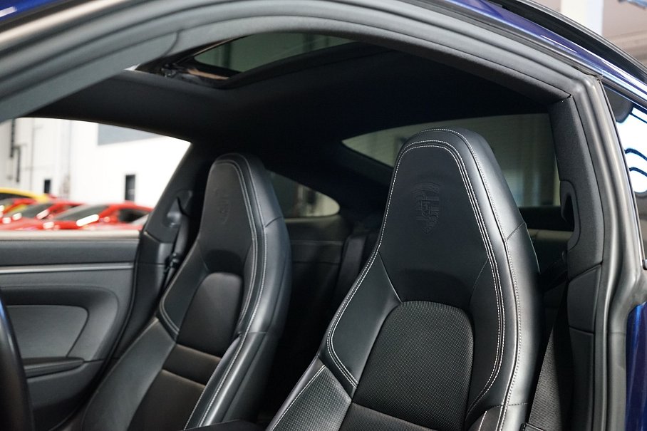 Porsche 911 Carrera 4S