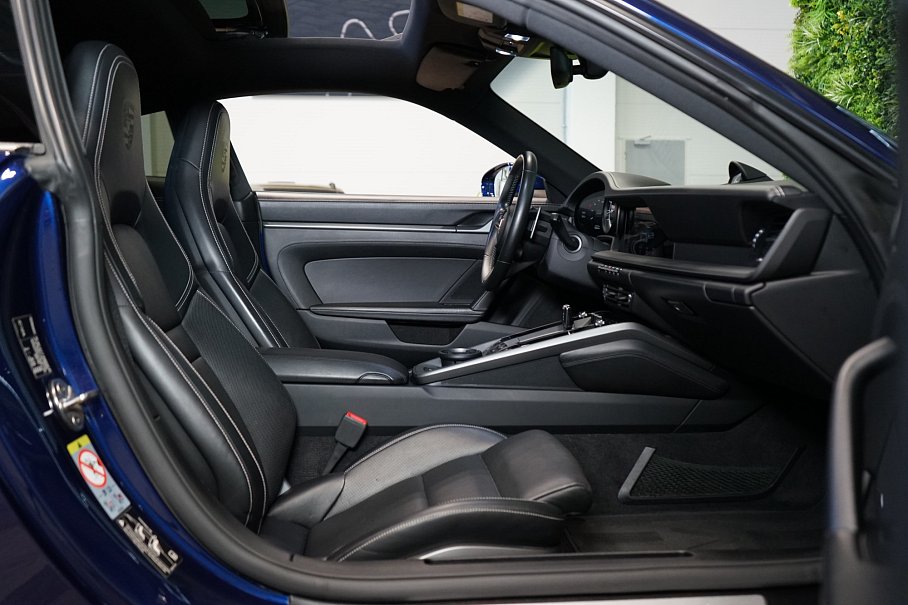 Porsche 911 Carrera 4S