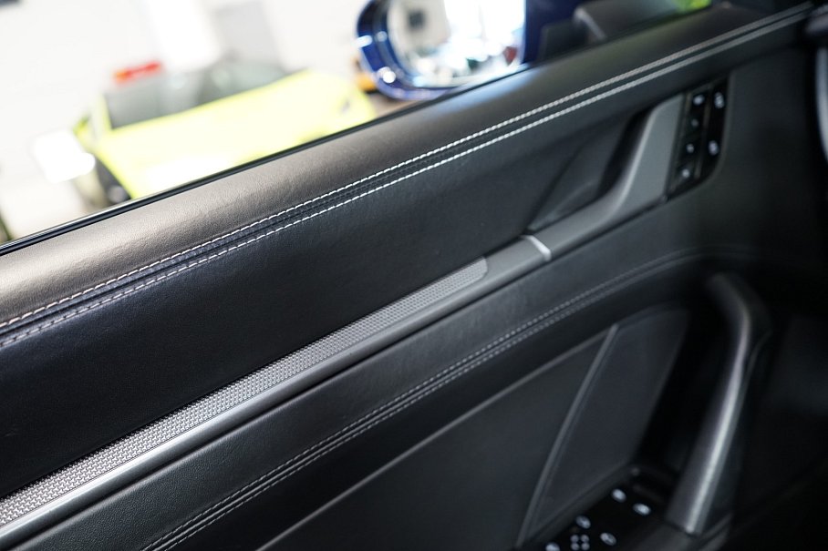 Porsche 911 Carrera 4S