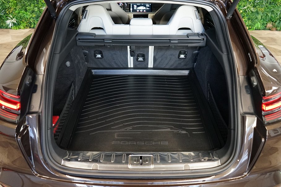 Porsche Panamera Sport Turismo Turbo