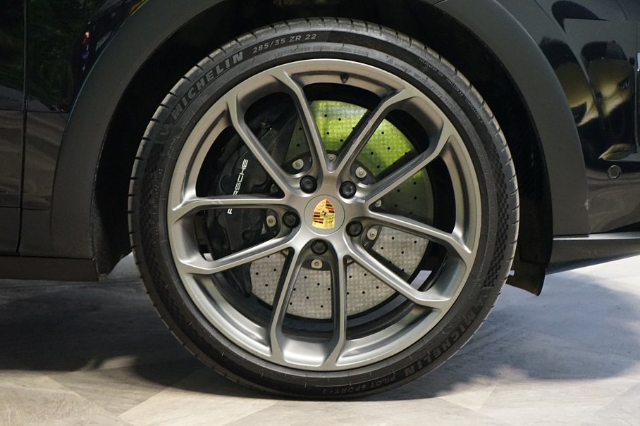 Porsche Cayenne Turbo GT