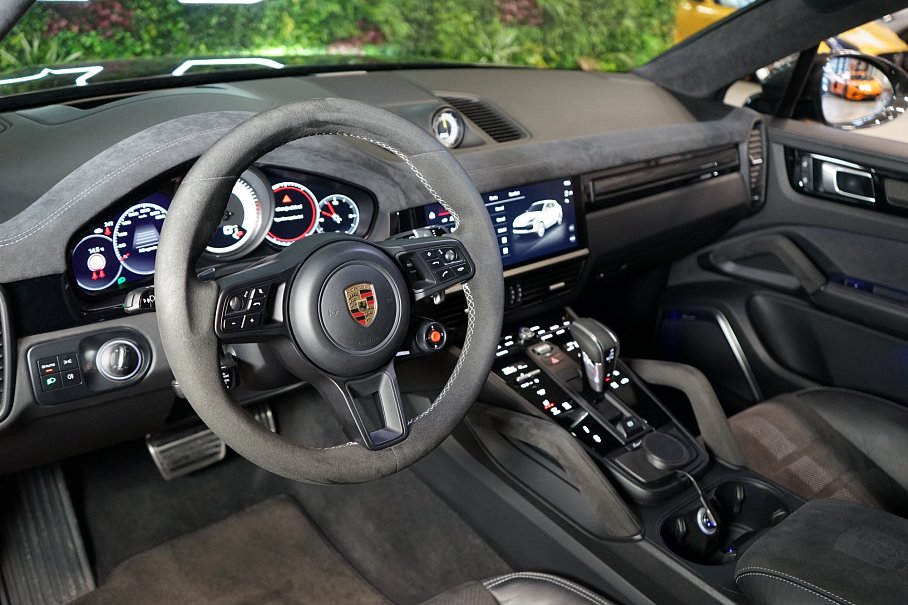 Porsche Cayenne Turbo GT