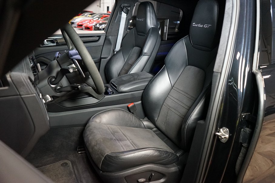 Porsche Cayenne Turbo GT