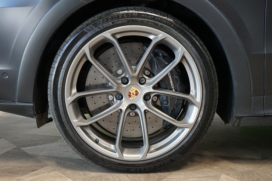 Porsche Cayenne Turbo GT