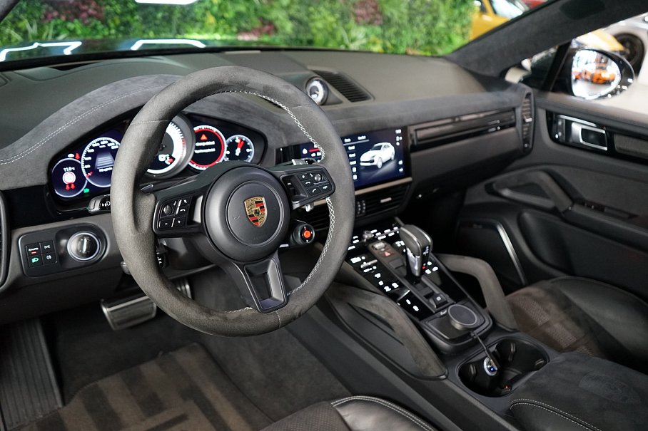 Porsche Cayenne Turbo GT