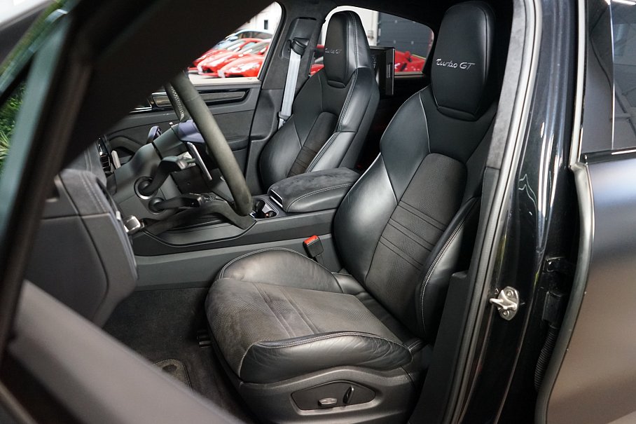 Porsche Cayenne Turbo GT