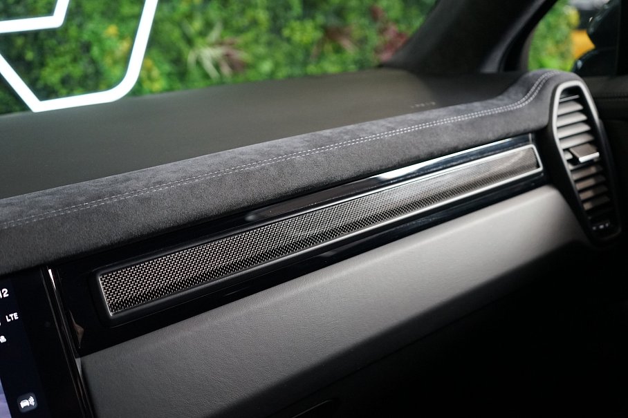 Porsche Cayenne Turbo GT