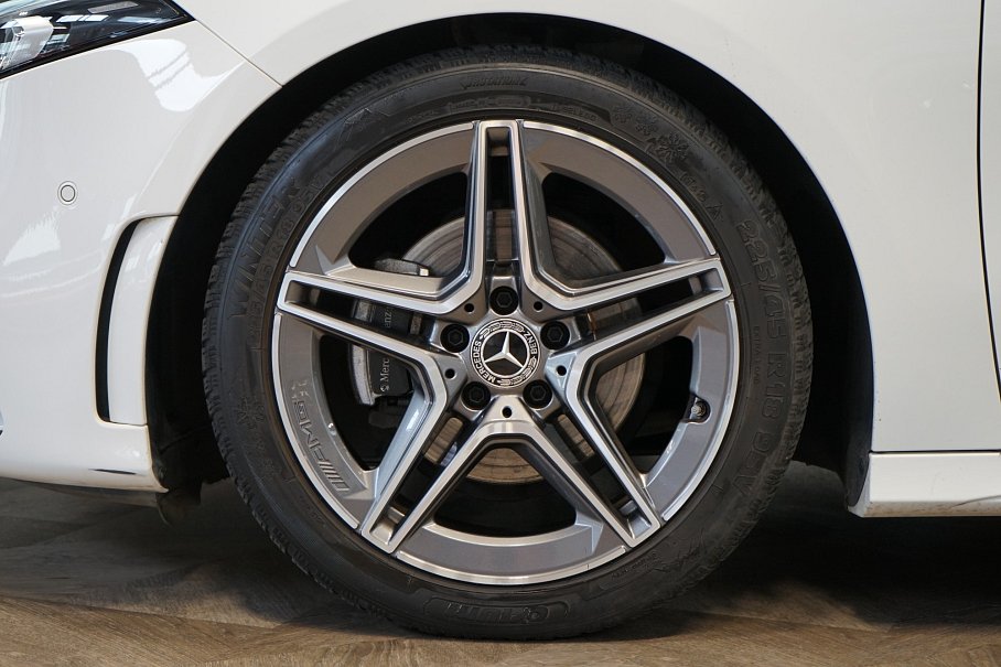 Mercedes-Benz Třída A 200