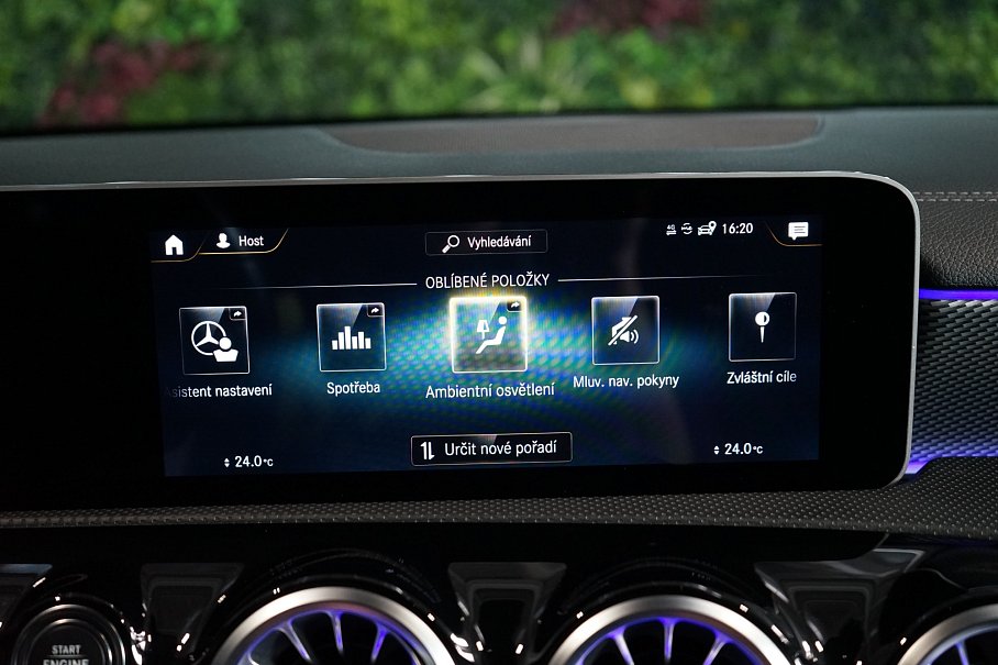 Mercedes-Benz CLA 220