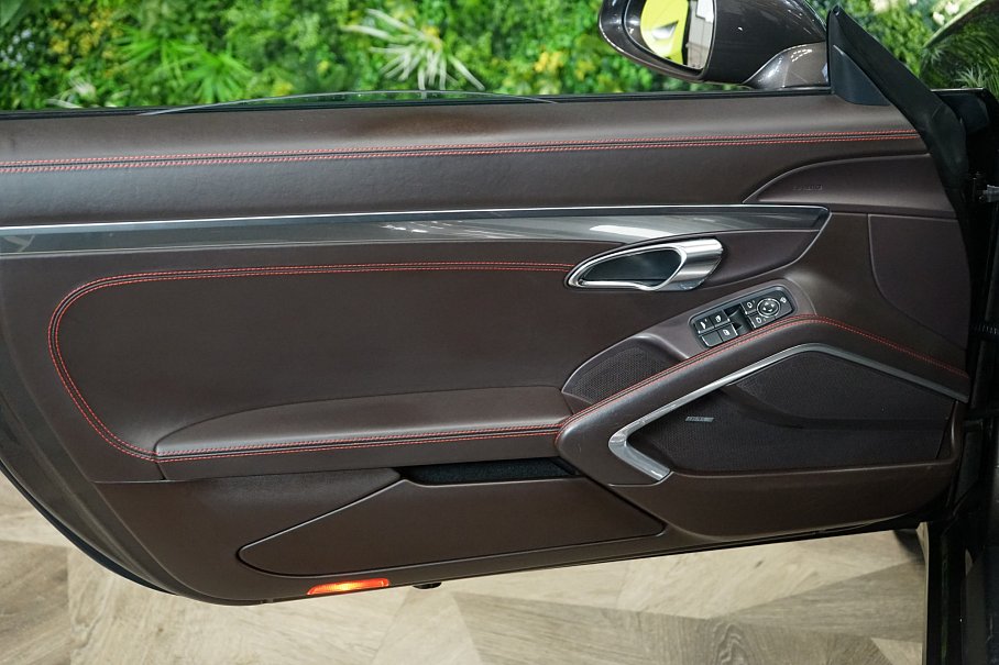 Porsche 911 4S Cabriolet 991