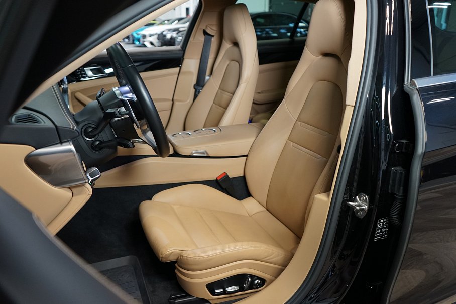 Porsche Panamera 4 Sport Turismo