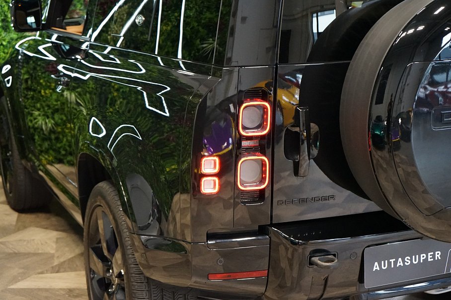 Land Rover Defender 90 P525