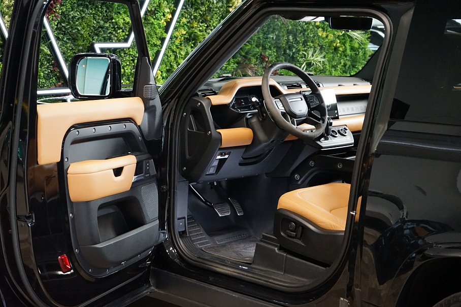 Land Rover Defender 90 P525