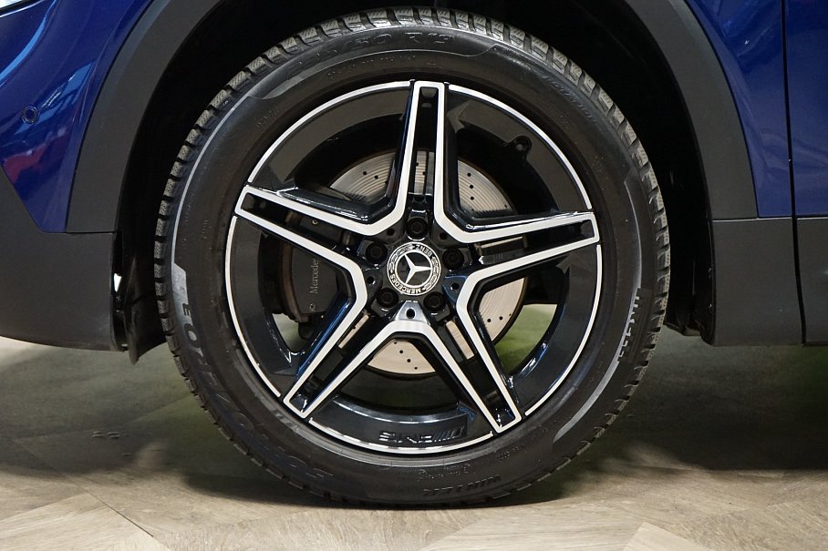 Mercedes-Benz GLB 200d