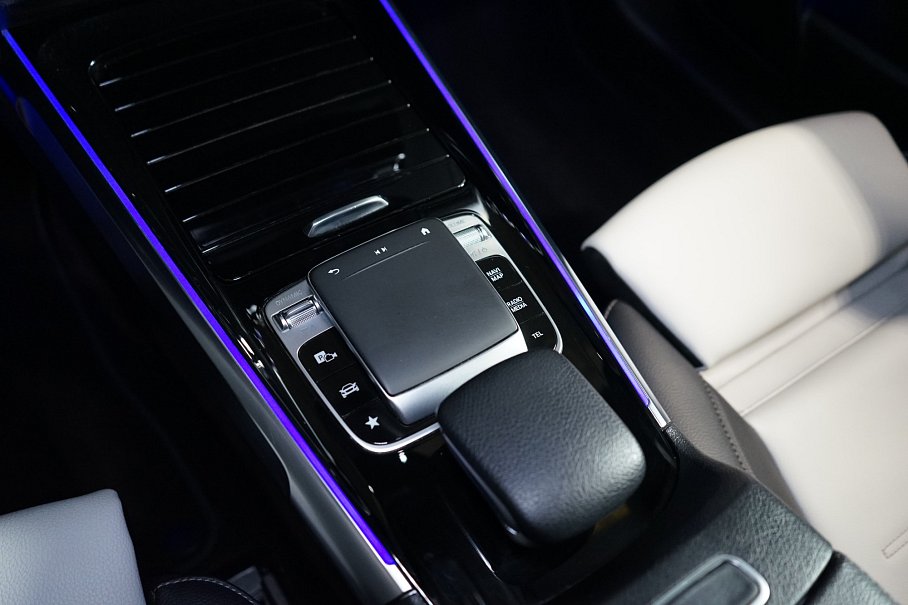 Mercedes-Benz GLB 200d