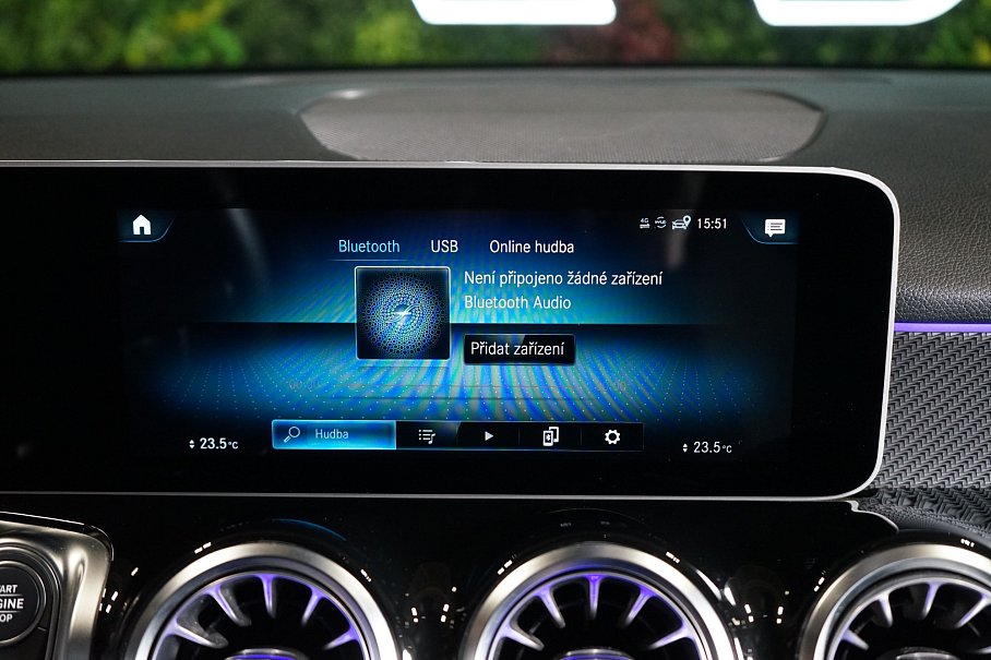 Mercedes-Benz GLB 200d