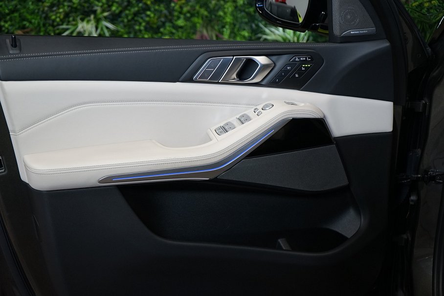 BMW X7 M50i xDrive
