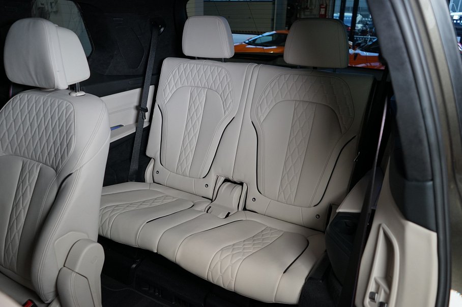 BMW X7 M50i xDrive