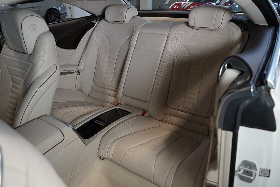 Mercedes-Benz Třída S 500 4Matic
