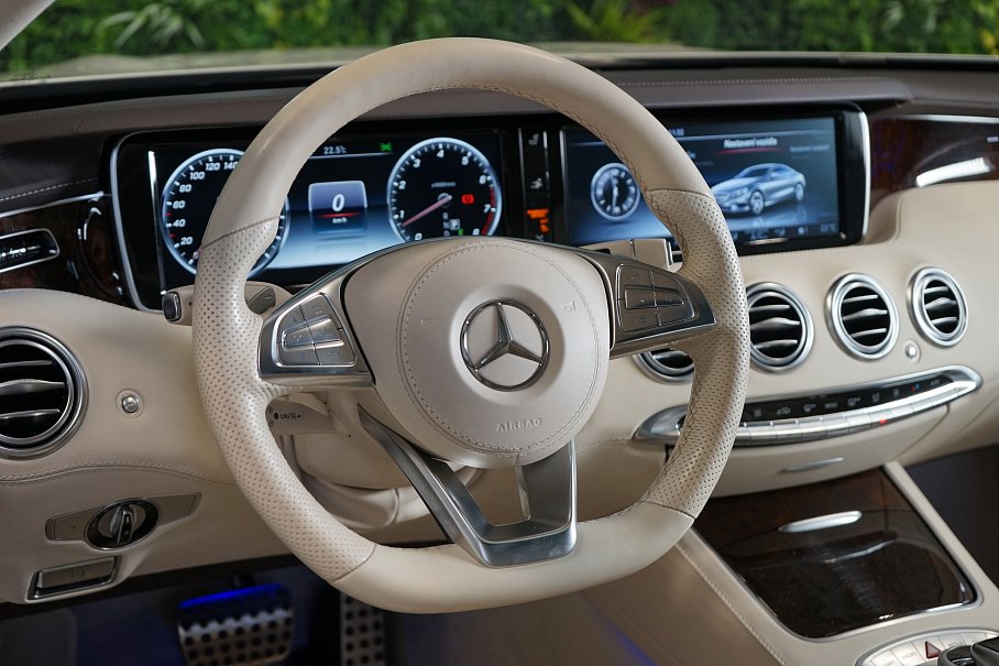 Mercedes-Benz Třída S 500 4Matic