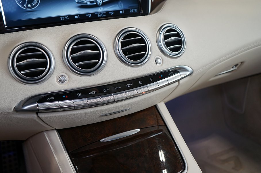 Mercedes-Benz Třída S 500 4Matic